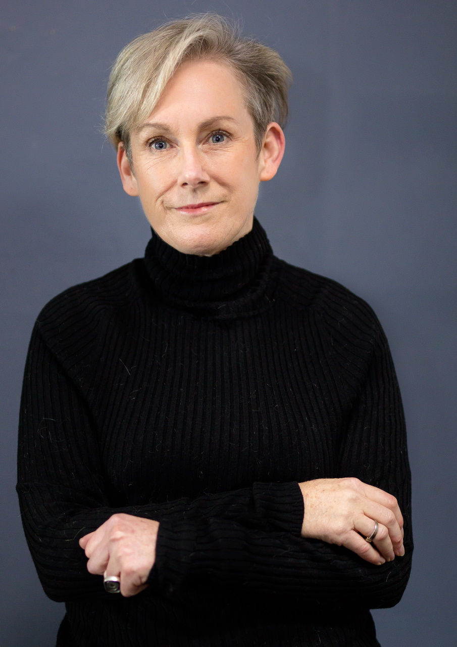 Robyn Leary